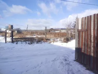 1/3 доли земельного участка площадью 576 кв.м, кадастровый номер 03:06:530105:285. Категория земель: сельскохозяйственного назначения. Разрешенное использование: для ведения гражданами садоводства и огородничества. Адрес: Респ. Бурятия, Заиграевский р-н, СНТ «Кирпичник», участок №119.