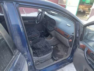 Легковой автомобиль DAEWOO   РЕЗЗО, 2001 г.в, VIN KLAUF75Z12K726673, цвет   синий, номер кузова  прицепа  VIN KLAUF75Z12K726673, мощность двигателя   121 л.с., объем двигателя 1998 см. куб. автомобиль не заводится, не на ходу. Имущество принадлежит на праве собственности супругу Усачевой Елены…