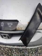 Honda Fit 2004 года, 86 л.с., пробег 300000 км, АКПП. Цвет серый. VIN отсутствует. ПТС 25ТО374964, госномер В989ТА96. Модель двигателя L13A, бензиновый, номер 1855928, мощность 86 л.с., объем 1339 куб. см. Номер кузова GD1-2033176. Экологический класс второй. Разрешенная максимальная масса 1275 кг…