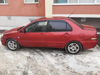 Mitsubishi Lancer, VIN JMBSNCS3A5U008252, легковой седан, категория B, 2004 года, красный. Контакт для осмотра: 8-962-473-91-97 (Бакуров А.В.).