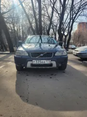 Volvo XC70 2005 года выпуска, цвет синий темный. VIN: YV1SZ595761214977, ПТС: 77 ТН 376979, государственный номер Т335АА777. Страна изготовитель Швеция. Модель двигателя B5254T, бензиновый, номер двигателя 3766793, мощность 209 л.с. (154 кВт), объем 2521 см³. Кузов YV1SZ595761214977. Экологический…
