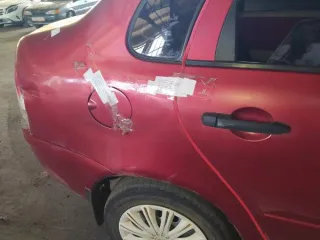 ВАЗ 11183 LADA Kalina, 2007 г., г/н В842УТ18, VIN: XTA11183070080686, цвет: серебристо-красный, объем: 1596 см³, мощность: 59.5 кВт/80.9 л.с., тип: легковой седан. Ключи в наличии, документов нет (увед. №180 от 15.05.2025). Продается в текущем состоянии.