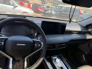 Haval Jolion черный 2024 JOLION Черный 2024 г.в. Марка, модель: Haval JOLION. Категория ТС: В. Год изготовления: 2024. Идентификационный номер VIN: XZGFE04A9RA551924. Номер кузова: XZGFE04A9RA551924. Цвет кузова: черный. Рабочий объем двигателя (куб. см): 1499. Мощность двигателя (кВт): 110. ПТС…