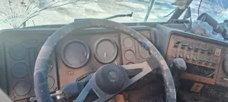 International 9800 1997 Грузовой тягач седельный, Марка International 9800 Год выпуска: 1997 VIN 1HSRUAHR2VH347348