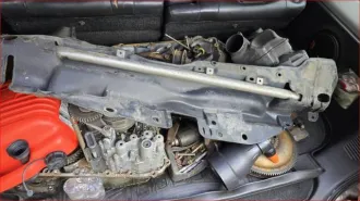 Honda CR-V 2001, 147 лс, полный привод, автомобиль легковой, марка: HONDA, модель: CR-V, VIN: JHLRD18701C010565, гос.рег.номер: В206НХ147, год изготовления: 2001.