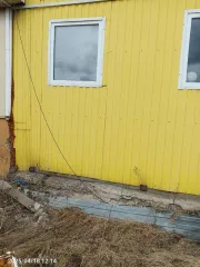 Земельный участок 2718 кв.м и нежилое здание 235.5 кв.м, Красноярский край 1) Земельный участок (доля 1/2). Кадастровый номер: 24:28:3001021:53. Адрес (местоположение): Красноярский край, р-н Нижнеингашский, р.п. Нижняя Пойма, ул. Трансформаторная, 3а. Площадь: 2718. Вид права, доля в праве: Общая…