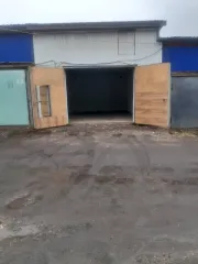 Земельный участок 4858 кв.м и гаражи 47.4 кв.м, Иркутская область. Категория земель: земли населённых пунктов, разрешенное использование: хранение автотранспорта, площадь 4 858 кв.м., адрес: Российская Федерация, Иркутская область, г. Усть-Кут, ул. Коммунистическая, 7, кадастровый номер…