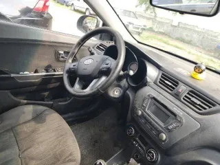 Kia Rio 2012 года, 123 лс, АКПП, модель № двигателя G4FC, CW132732, VIN Z94CC41BADR088924. Автомобиль легковой KIA RIO.