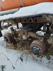 Нефаз 96742-03 2010. Полуприцеп-цистерна, марка: НЕФАЗ 96742-03, год изготовления: 2010, цвет: оранжевый, VIN: X1F96742BA0001116, госномер: АР584386, кузов №: X1F96742BA0001116. Согласно акту осмотра и фотографиям, имущество имеет множественные сколы, местами коррозию, отсутствуют все колесные…