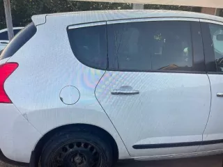 легковой автомобиль ПЕЖО 3008, 2011 г.в., г/н Н674ЕЕ761, VIN VF30U5FS0BS147196, передний бампер висит на веревке, должник Теванян Э.В., (Поручение ТУ Росимущества в РО от 06.03.2025 № 61-382-У), Адрес (местоположение): Ростовская область, г. Ростов-на-Дону, ул. Врубовая, 30. легковой автомобиль…