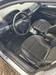 Opel Astra, 2006. Опель Астра, 2006 г. в. Находится в залоге у АО «ТБанк». Вид имущества: автомобиль модель (марка) Опель Астра. Идентификационный номер (VIN номер): W0L0AHL4865163810. Год изготовления: 2006. Цвет: серебристый. Тип ТС: легковой комби (хэтчбек). Экологический класс не установлено…