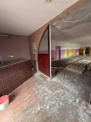 Здание 238,2 кв.м. и земельный участок 1048+/-11 кв.м. в Брянской обл. Земельный участок площадь 1048 +/- l l кв.м., адрес (местонахождение): Россия, Брянская область, Дубровский р-н, рп Дубровка, ул. Сельхозтехника, вид права: собственность, кадастровый номер: 32:05:0110506:104. Залог в пользу…