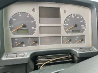 MAN 18.310, 2002 Грузовой автомобиль МАН 18.310, 2002 года. Марка: MAN 18.310, год изготовления: 2002 г.в., VIN: WMAH09ZZZ2W046570, г/н: О028СЕ48, мощность двигателя, л. с. (кВт): 310(227), рабочий объем двигателя, куб. см: 11967, вид собственности: индивидуальная.