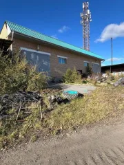 Здание 122,3 м², склад 262,8 м², гараж 595,2 м², участок 6496 м² в Амурской области. Гараж, площадь 595,2 м², кадастровый номер 28:02:000077:760. Котельная, площадь 122,3 м², кадастровый номер 28:02:000077:766 с оборудованием: насос К 80-50-200 эл.двиг. 15,0 кВт 1 (амортизация 100%), насос К…