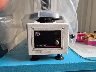 «Макеты, оборудование прочее» в составе: Источник БП АРС Smart UPS 3000VА LCD RМ 2U w/Network card (SMT3000RМI2UNC); Коммутатор НР ProCurve Switch 2650 J4899C.48*RJ45; Макет «Бурового станкаСБШ-160/230»; Макет «Бурового станка СБШ-250МНА-32»; Макет «Вагон шахтный самоходный 10BC-15»; Миллитесламетр…