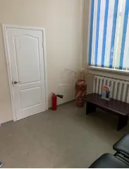 Нежилое здание 2953,9 кв.м, земельный участок 1674 кв.м, г. Биробиджан, Еврейская АО. Имущественный комплекс в г. Биробиджан - нежилое здание, площадью 2953,9 кв.м., кадастровый 79:01:03:00008:85, количество этажей: 3, адрес: Еврейская автономная обл., г. Биробиджан, ул. Миллера, д. 8. Ограничения…