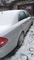 Mercedes-Benz E-200 Kompressor, 2003 года выпуска, VIN WDB2110421A238489, белый, бензиновый двигатель 1.8 л (163 л.с.), госномер T9I9EK09 (не на ходу).