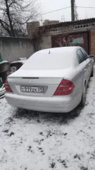 Mercedes-Benz E-200 Kompressor 2003 года, VIN WDB2110421A238489, белый, бензиновый двигатель 1.8 л (163 л.с.), номер T9I9EK09, не на ходу.