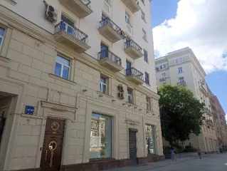 Продажа имущества, находящегося в собственности города Москвы, нежилое помещение по адресу: г. Москва, ул. Садовая-Кудринская, д. 14-16 площадью 62,7 кв. м (Этаж № 1), кадастровый номер: 77:01:0004013:3500 Продажа имущества, находящегося в собственности города Москвы, нежилое помещение по адресу…
