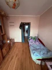1/3 доли квартиры, 14.6 кв.м., Республика Коми, 1/3 доля жилого помещения, площадь 14.6 кв.м., назначение: жилое, адрес (местонахождение): Россия, Респ Коми, г Печора, пр-кт Печорский, дом 110, квартира 106, кадастровый (условный) номер: 11:12:1701004:1484