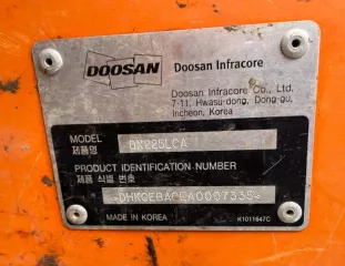 Экскаватор DOOSAN 2017 года выпуска, гусеничный, оранжевого цвета. Заводской номер DNKSEVACZH0018845, номер двигателя C9115003106. Мощность 157 л.с. (115 кВт). Государственный регистрационный номер 0238АВ38. Имущество в залоге ФНС России на основании определения Арбитражного суда от 02.04.2024 по…