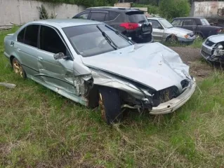 Bmw 520i 1999 автомобиль бмв 520i в аварийном состоянии, г/н к529оу124 (отсутствует), 1999 г.в., vin wbadm11010gp09079, двигатель № 26039297 комплектность и состояние не проверялась данное имущество обращено в доход государства, (документы отсутствуют)находится в нижнеингашском районе пробег: 0 вид…