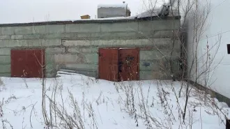 Нежилое здание - мойка, бокс, площадью 1759,4 кв.м, кадастровый №24:50:0500258:232, земельный участок, площадью 18456+/-48 кв.м, кадастровый №24:50:0500258:277, расположенные по  адресу: Красноярский край, г. Красноярск, ул. Томская, з/уч 41 «Д», стр.10. Начальная цена продажи 59 741 000 руб…