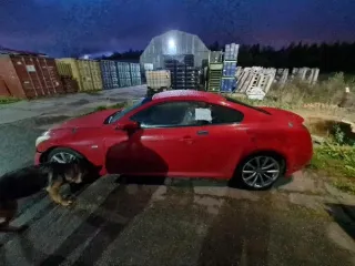 Nissan Skyline 2010 года, VIN CKV36-700080, госномер К622КСАВН. Автомобиль имеет повреждения: сколы на двери багажника, разбит правый передний фонарь, передний бампер имеет вмятины с правой стороны. Годный остаток. Имущество продается в том виде, в каком оно есть, и в случае продажи возврату/обмену…