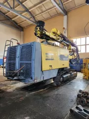 Экскаватор гусеничный Hyundai R300LC-9SH, заводской номер HHKHZ808LE0000183, 2014 год выпуска, госномер 58 УЕ 9248 (63 СВ 9366). Экскаватор гусеничный Hyundai R300LC-9S, заводской номер HHKHZ810LE0001178, 2014 год выпуска, госномер 58 УЕ 9241 (63 СВ 9362). Трактор ДТ-75 ДЕРС2 с буровой установкой…