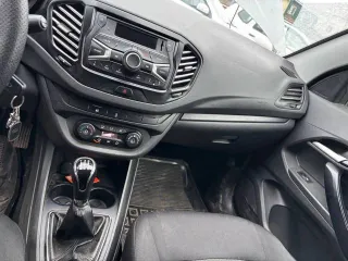 LADA VESTA 2017 года выпуска, модель GFL110, VIN XTAGFL110HY074705.