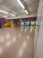 Нежилое помещение общей площадью 85,9 кв. м, расположенное по адресу: Архангельская область, городской округ «Северодвинск», г. Северодвинск, пр. Морской, д. 35, кадастровый номер 29:28:103099:1954. Вид ограничений и обременений: Аренда. Общая площадь: 85.9 кв. м. Расположение в пределах объекта…