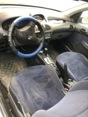 Peugeot 206, 2002 года, 75 лс, 120000 км, АКПП еще Peugeot 206, 2002 г.в., VIN: VF32CKFWR42705640, гос. рег. знак: С840НА797. Имущество является совместно нажитым.