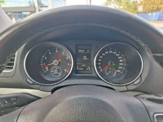 Volkswagen Golf, 2012 года, 122 лс, 312286 км, АКПП. Автомобиль легковой, марка: VOLKSWAGEN, модель: GOLF, VIN: WVWZZZ1KZDW084842, гос. рег. номер: М922ЕР193, год изготовления: 2012.