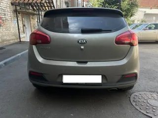 Kia Cee'd 2014 года выпуска, VIN: XWEHN512BF0028093.