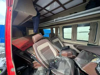 Mercedes-Benz 211 CDI 2004 года выпуска, VIN WDB9026621R742132, после ДТП не в рабочем состоянии.