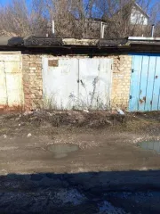 Гараж 18,1 кв.м и земельный участок 19 +/- 2 кв.м в Орле. Адрес: Россия, Орловская область, г. Орел, пер. Левоовражный, д. 1А, ПГК "Лада", линия Б, гараж №249. Кадастровый номер участка: 57:25:0030756:525, кадастровый номер помещения: 57:25:0030756:1337. Находится в совместной собственности…