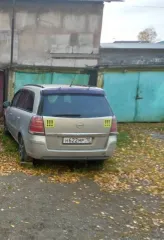 Opel Zafira 2007 года, VIN: W0L0AHM757G132702, гос. номер: Н622МР10.