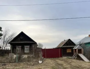 Доли дома 27,3 кв.м и земельного участка 1 048 кв.м, Свердловская обл. 2/3 доли дома и 2/3 доли земельного участка в Свердловской обл. 2/3 доля в праве на жилое здание, площадь: 27,3кв.м., кадастровый номер: 66:25:4401004:359 и 2/3 доля в праве на земельный участок, площадь: 1 048кв.м., категория…