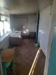 Квартира 49,8 кв.м., 1-комн.; жилое помещение 49,8 кв.м., Саратовская область, р-н Самойловский, с Благовещенка, ул Ленина, д 105, кв 1, кадастровый номер: 64:31:000000:3515