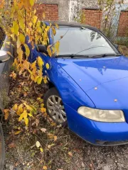 Audi A4 1995 года, 125 лс, полный привод. VIN WAUZZZ8DZTA055943, цвет синий.