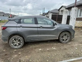 BELGEE X50, 2024 легковой автомобиль, VIN Y4K8622Z0RB913693. Кузов и лакокрасочное покрытие: по кругу незначительные сколы до 3–5 мм, затронут только верхний слой лака/краски, коррозии и сквозной ржавчины нет. Лобовое стекло: в верхней левой зоне сколы диаметром менее 2 см. Автомобиль технически…