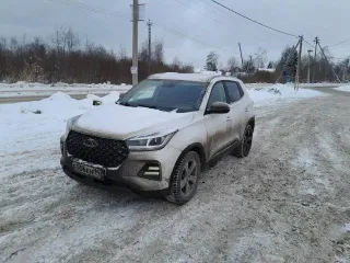 Chery Tiggo 4 Pro 2023 года, 113 л.с., пробег 100000 км, автоматическая коробка передач. VIN: LVVDB21B2PD997485, госномер Е006ЕН147. Имущество в залоге.
