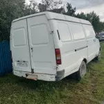 Автомобиль марки ГАЗ 2705, 2004 г.в., VIN XTH27050040075486. 
В залоге у ПАО СОВКОМБАНК