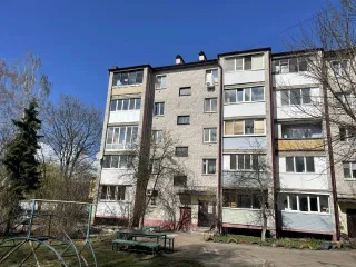 Квартира, 55,1 кв.м, Брянск. Жилое помещение (квартира) площадью 55,10 кв.м., расположенное по адресу: город Брянск, улица 2-я Аллея, дом 18А, квартира 9, кадастровый номер 32:28:0042416:29. Имущество находится в залоге у АО «ТБанк».