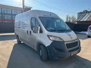 Peugeot Boxer, 2020 года, идентификационный номер – VF3YATMFB12P51818; год изготовления – 2020. Имущество находится в залоге у АО "АЛЬФА-БАНК".