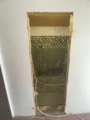 Квартира 50 кв.м. в Московской области, Павло-Посадский городской округ, деревня Евсеево, дом 27а, квартира 59. Общая долевая собственность, доля в праве 5/6. Находится в залоге у ПАО "Sberbank". Кадастровый номер: 50:17:0000000:44172.