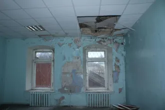Здание женской гимназии и флигель, 1472.5 м², Костромская область. Объекты культурного наследия регионального значения: «Ансамбль, XIX в.: Здание женской гимназии. Здесь была создана первая комсомольская ячейка», 2-я четв. XIX - 80-е гг. XIX в.; 1919 г., назначение: нежилое, общая площадь 1373,3…