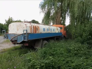 Автомобиль КАМАЗ-532150, Г6-ОПА-8.1 (автоцистерна), VIN Х8956584030AD4352, год выпуска 2003, цвет оранжевый, рег.знак А847ВМ15.