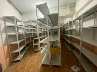 Нежилые помещения магазины общей площадью 269.9 кв.м., Республика Башкортостан, Нежилое помещение (магазин, этаж 1) - 96,3 кв. м, нежилое помещение (магазин, этаж 1) - 173,6 кв. м, адрес: Республика Башкортостан, г. Уфа, Демский р-н, ул. Левитана, д. 38, имущество (28 поз.), кадастровые номера…