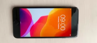 сотовые телефоный Айфон 2шт., Самсунг с10+ 1 шт. Сотовый телефон марки "APPLE IPHONE А1586" 
Вид оборудования: Телефоны 
Назначение: godnie_ostatki 
Состояние объекта (новое, б\у): Б/У 
